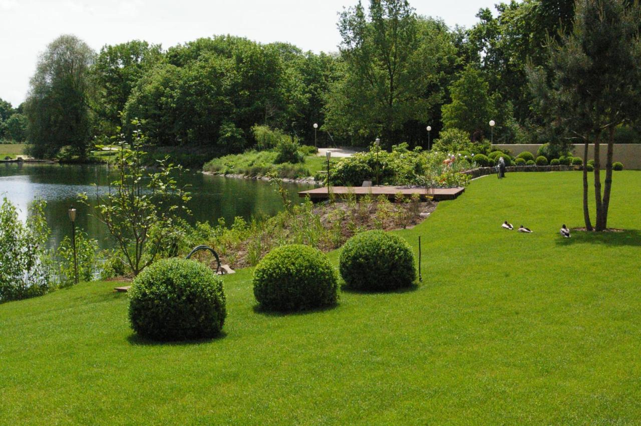 Lago Hotel & Restaurant Am See Ulm Extérieur photo